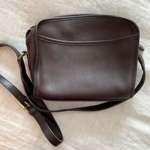 Vintage Coach crossbody bag